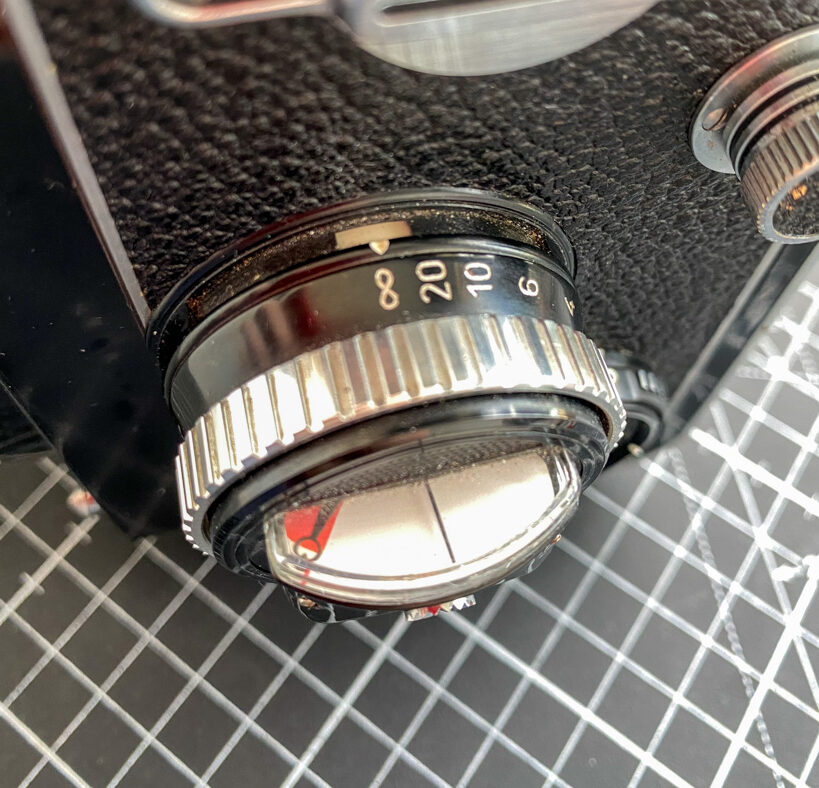 Rolleiflex 2.8F focusing knob